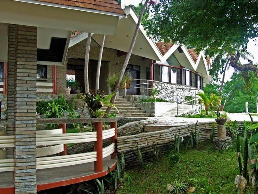 Utopia Resort & Spa Puerto Galera Εξωτερικό φωτογραφία